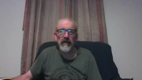 Snapshot of jony_five chatting on March 12, 2:52 am Jon online show from March 12, 2:52 am