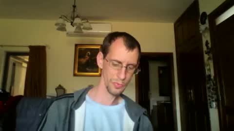 jos39a online show from April 28, 4:22 pm