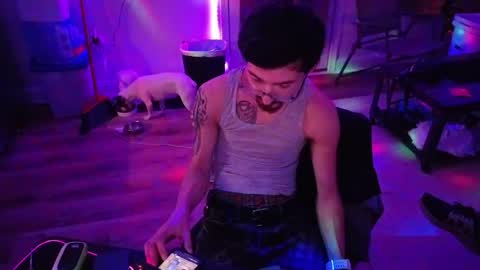 Josef online show from April 20, 4:37 am