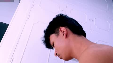 Joseph Gonzalez online show from April 16, 9:39 pm