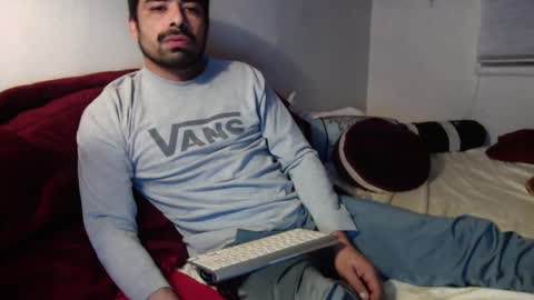 josephs1990 online show from December 30, 6:31 am