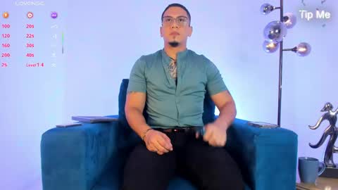 joshmiller___ online show from June 5, 7:08 pm
