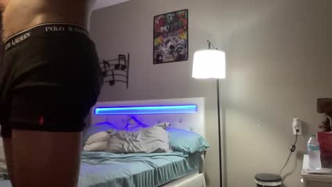 Snapshot of joshperrygoon chatting on December 29, 8:55 am joshperrygoon online show from December 29, 8:55 am