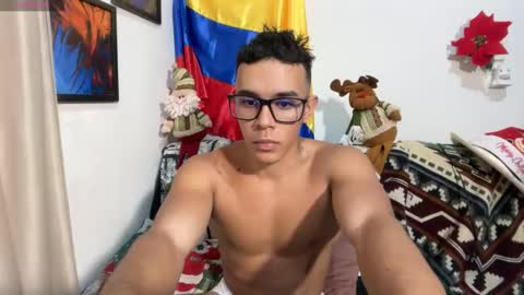 Im Jouliano online show from December 14, 11:34 pm