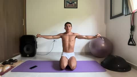 Im Jouliano online show from April 7, 3:23 pm