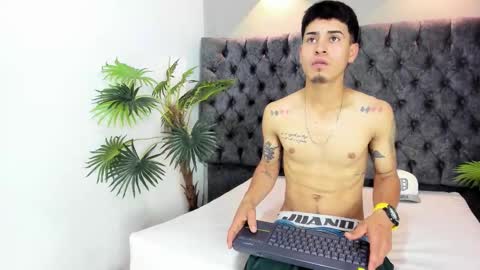 J-H online show from January 7, 3:39 pm