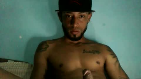 jpineda97 online show from February 23, 6:04 am