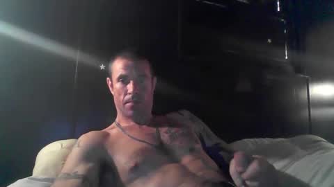 jrizzle1111 online show from January 10, 4:22 pm