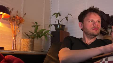 JoyBoy online show from March 15, 9:43 pm