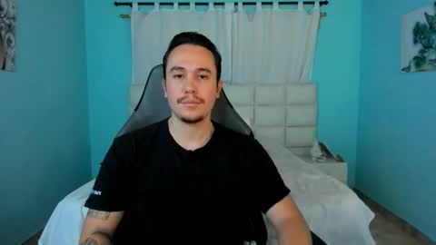 Juan online show from April 18, 10:53 pm