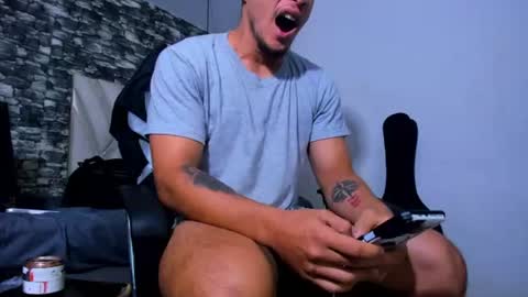 juan_jsmith online show from July 28, 3:21 pm