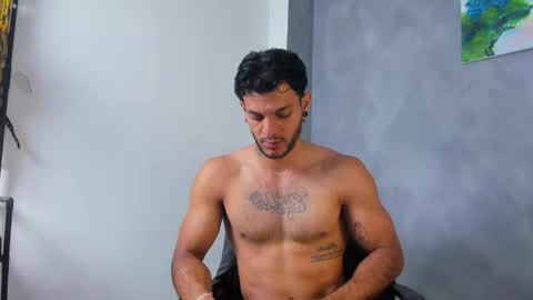 Juan Esteban online show from February 14, 7:25 am