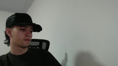 juanboytw online show from March 10, 6:45 pm