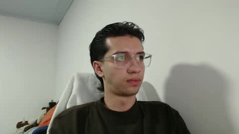 juanboytw online show from March 5, 11:06 pm