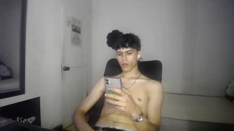 TheGoldenBoy online show from March 19, 1:09 am