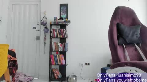 JUANISIMO  online show from January 10, 4:00 pm