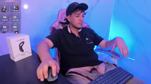 JUAN  online show from April 10, 5:25 am