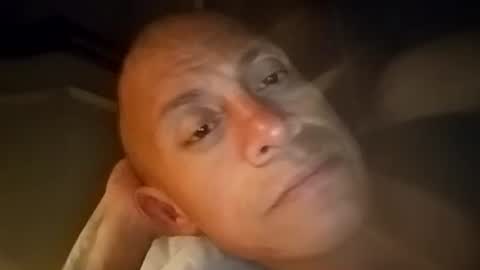 Carlos online show from January 19, 8:07 am