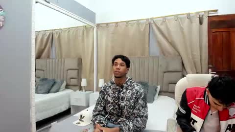 Snapshot of julian_billy chatting on January 10, 11:33 am julian billy online show from January 10, 11:33 am