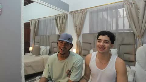 Snapshot of julian_billy chatting on December 16, 9:41 pm julian billy online show from December 16, 9:41 pm