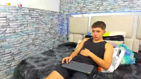 julian online show from September 29, 2:13 pm