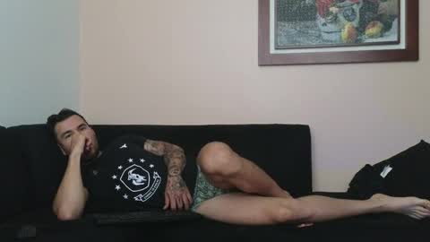 Julian online show from April 29, 10:38 pm