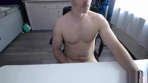 julienneedyou online show from May 4, 7:54 am