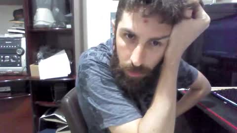 Snapshot of juniorextr_18_ chatting on December 9, 2:24 am juniorextr_18_ online show from December 9, 2:24 am