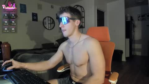 Junior Madison online show from January 18, 11:07 pm