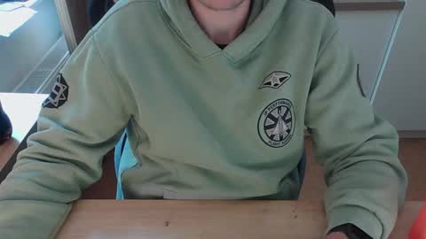 junk2711 online show from September 25, 2:27 pm