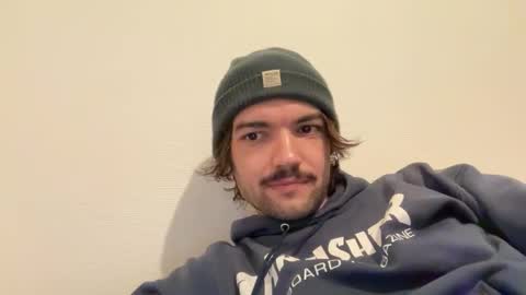 just_a_guy_with_a_big_cock online show from January 10, 9:06 pm