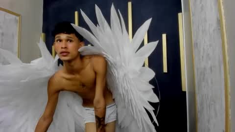 Snapshot of just_d4v7 chatting on November 1, 7:29 pm JUST online show from November 1, 7:29 pm