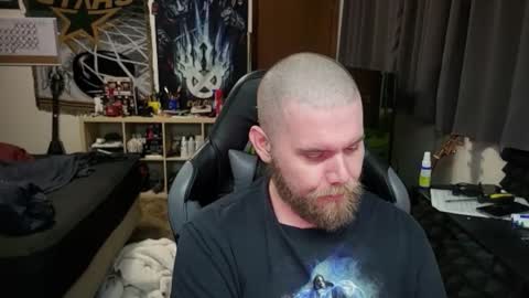 Snapshot of just_ryan88 chatting on October 29, 5:43 am Ryan online show from October 29, 5:43 am