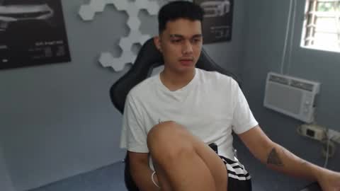 Rhys online show from September 25, 8:02 am