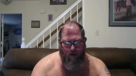 Snapshot of justaguyandnaked chatting on September 18, 7:16 pm justaguyandnaked online show from September 18, 7:16 pm