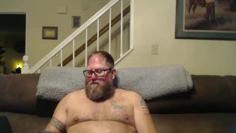 Snapshot of justaguyandnaked chatting on December 15, 11:53 pm justaguyandnaked online show from December 15, 11:53 pm