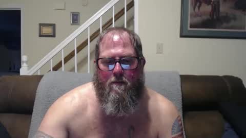 Snapshot of justaguyandnaked chatting on October 21, 10:01 pm justaguyandnaked online show from October 21, 10:01 pm