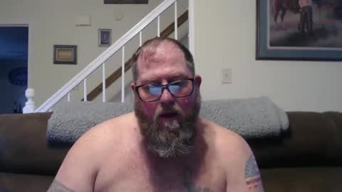 Snapshot of justaguyandnaked chatting on February 16, 10:10 pm justaguyandnaked online show from February 16, 10:10 pm