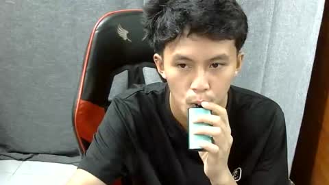 James online show from April 25, 5:10 am