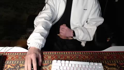 justchillinxo online show from March 7, 8:00 pm