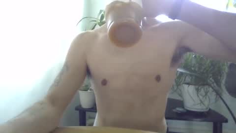 Snapshot of justfriends25 chatting on March 7, 8:00 pm Just Friends online show from March 7, 8:00 pm