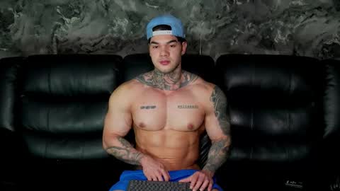 justin clark1 online show from March 7, 5:05 am