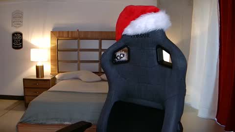 Justin online show from December 5, 11:39 am