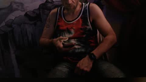 justinmoore1987 online show from December 20, 12:05 pm