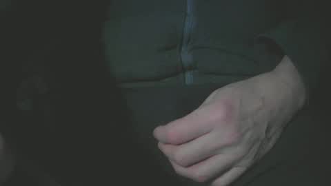 Snapshot of justme39057 chatting on December 18, 5:00 pm Justme39057 online show from December 18, 5:00 pm