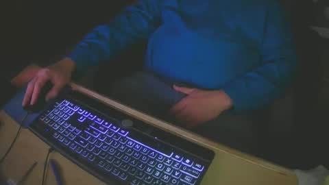 Snapshot of justme39057 chatting on February 22, 9:32 pm Justme39057 online show from February 22, 9:32 pm