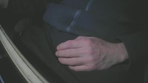 Snapshot of justme39057 chatting on February 14, 4:31 pm Justme39057 online show from February 14, 4:31 pm