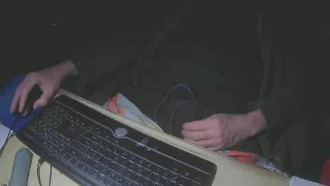 Snapshot of justme39057 chatting on December 21, 5:29 pm Justme39057 online show from December 21, 5:29 pm