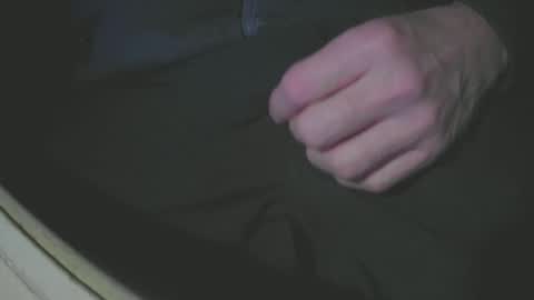 Snapshot of justme39057 chatting on December 17, 5:36 pm Justme39057 online show from December 17, 5:36 pm