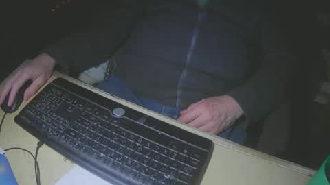 Snapshot of justme39057 chatting on December 30, 6:16 pm Justme39057 online show from December 30, 6:16 pm